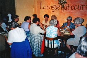 2000-08 Diner in La Vague Qui Cour